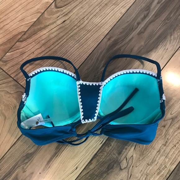 Shade and Shore Lightly Lined Bikini Top 36B - Picture 2 of 4